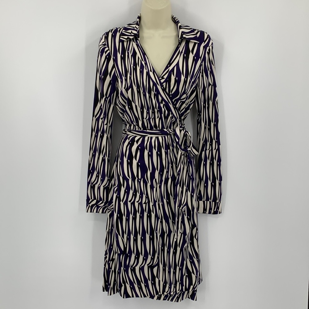 DVF Diane von Furstenberg New Jeanne Two Glass Weave Purple wrap dress silk 10
